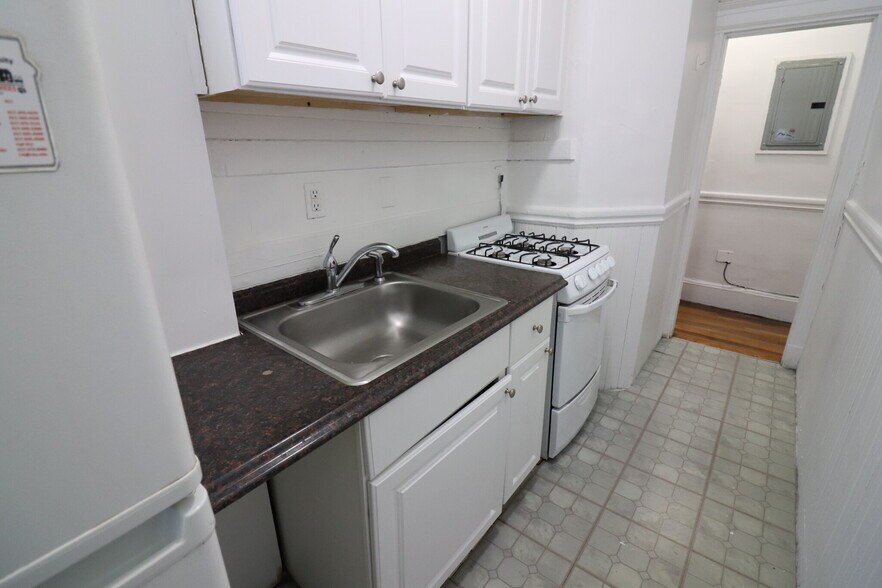 Building Photo - 409 Huntington Ave