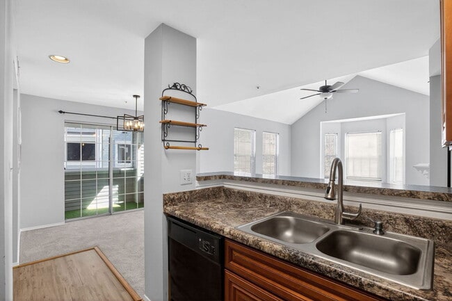 Building Photo - 13564 Lord Sterling Pl