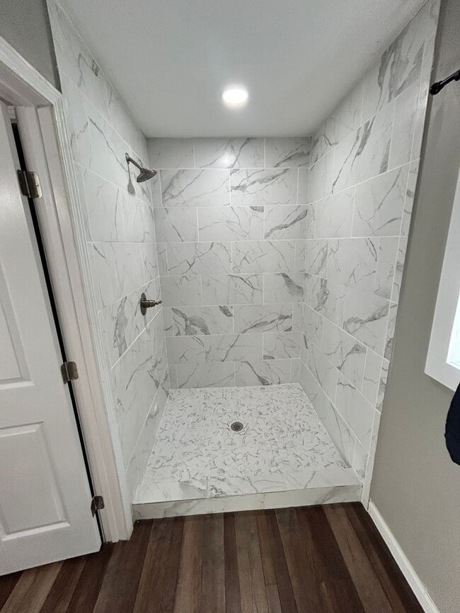 Building Photo - 6522 Olokee St