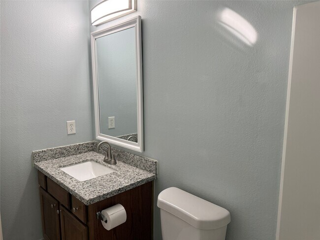 Building Photo - 20642 Patriot Park Ln