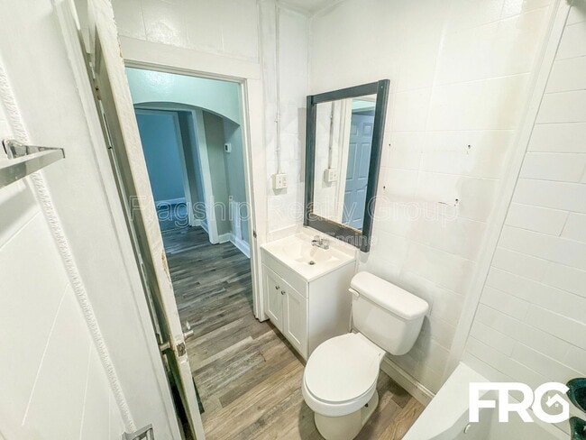 Building Photo - 2310 N Beston Rd