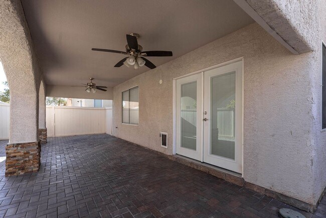 Building Photo - 6469 Abbey Door Ct
