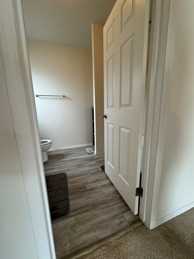 Building Photo - COMING SOON! NOW TAKING APPLICATIONS! An Outdoor Entertainer's Dream on the Majestic Oregon Coast!