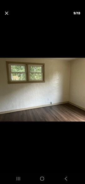 Building Photo - 346 Blackburn Ave