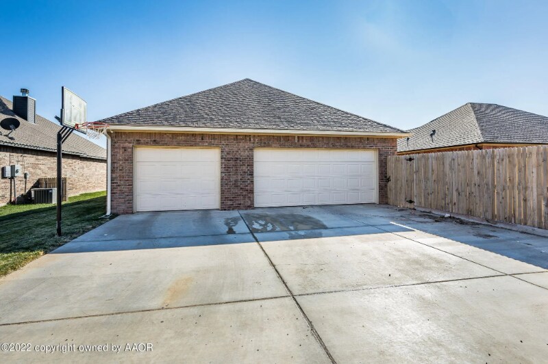 Building Photo - 9308 Sydney Dr