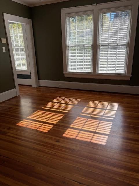 Building Photo - 613 S York St