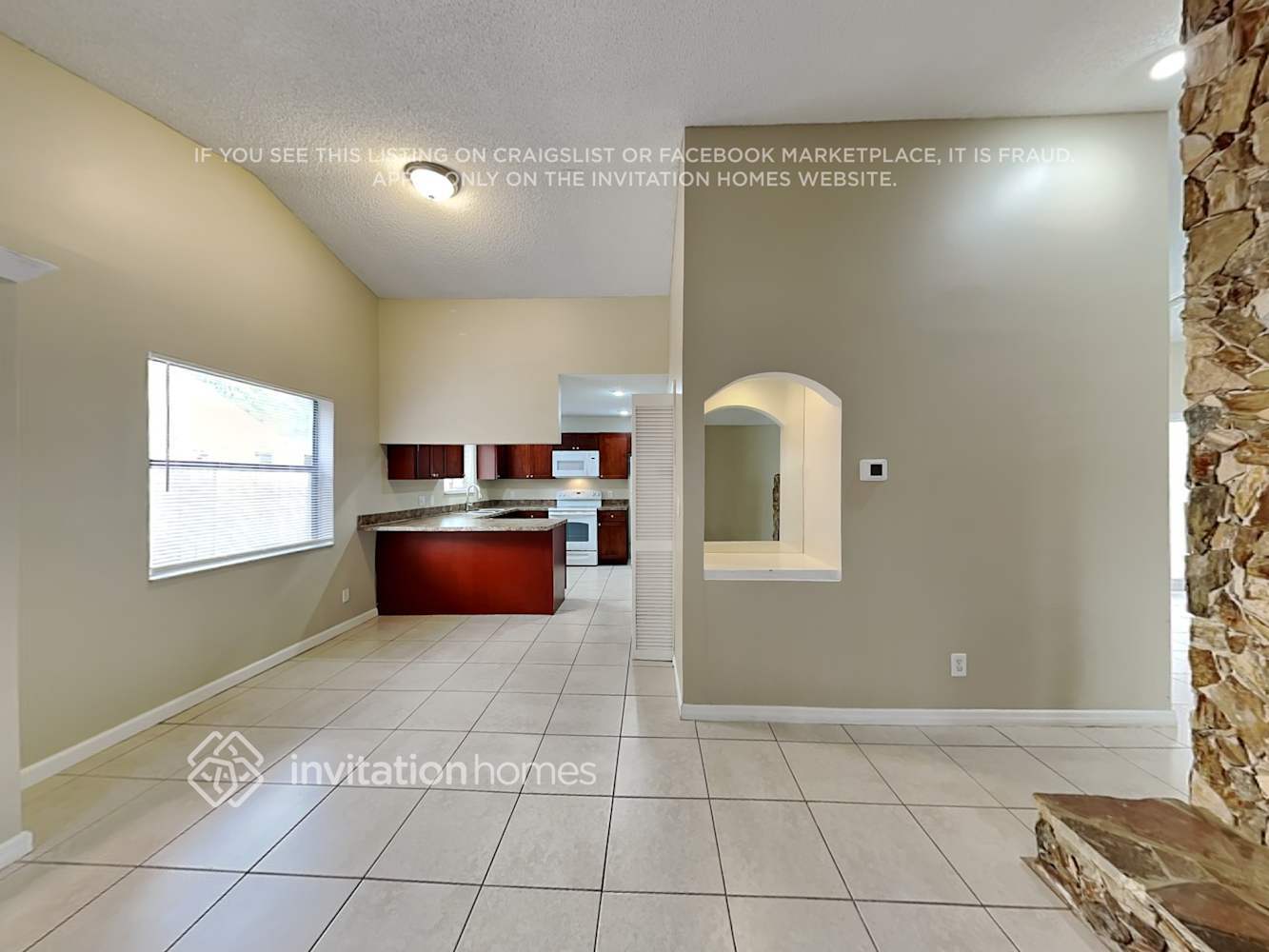 Building Photo - 7010 NW 49th Pl