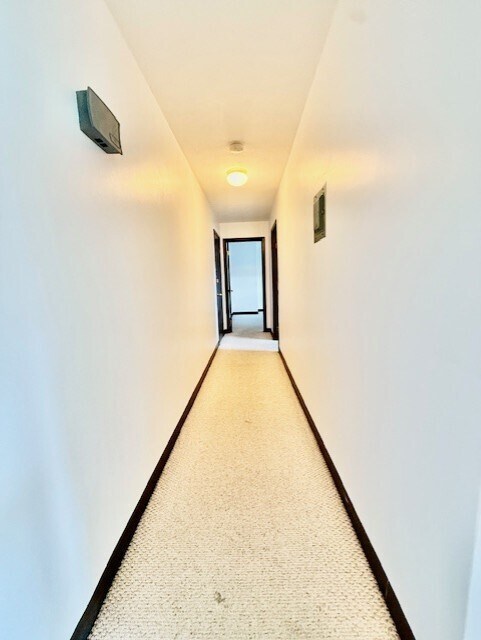 Building Photo - 65 Woodlawn Ave
