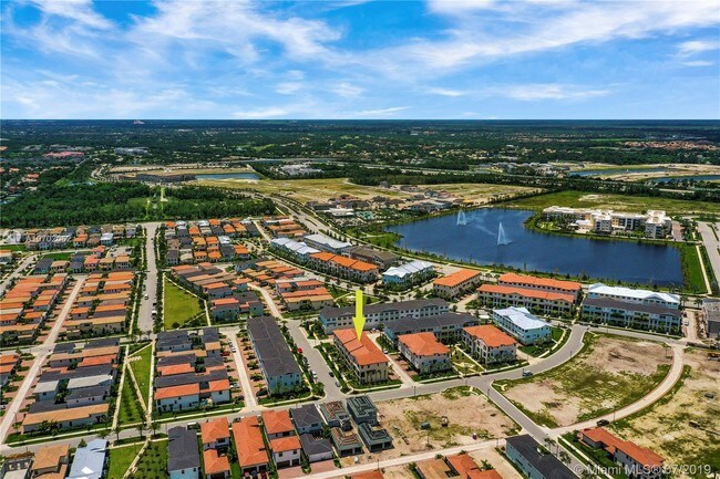 Building Photo - 5651 Hood Rd