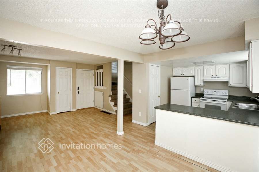 Building Photo - 4514 S Pagosa Cir