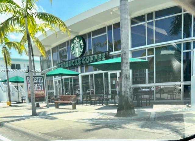 Building Photo - 541 NE 62nd St