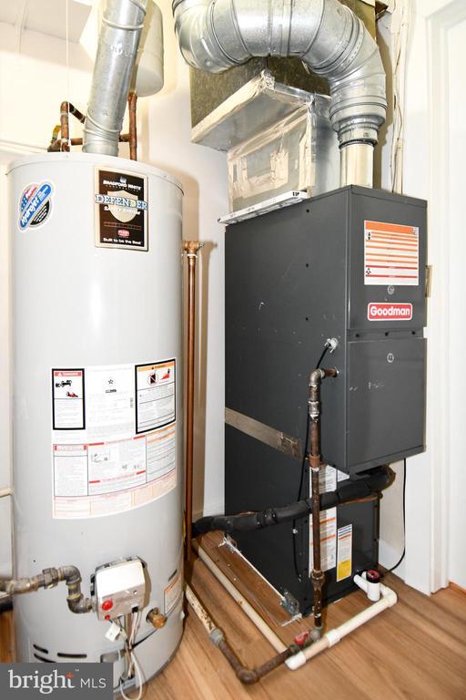 Building Photo - 503 Woodston Rd