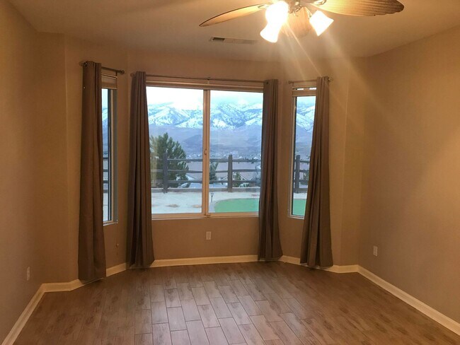Building Photo - 55+ community @ Sierra Canyon in Somersett