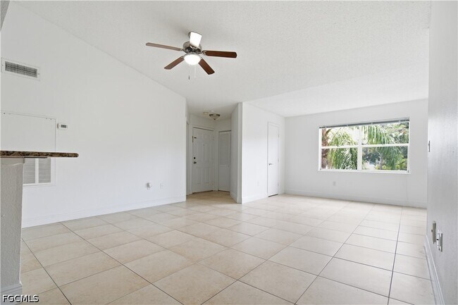 Building Photo - 12730 Equestrian Cir