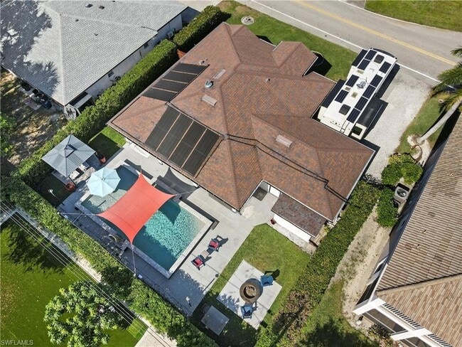 Building Photo - 10990 Goodwin St