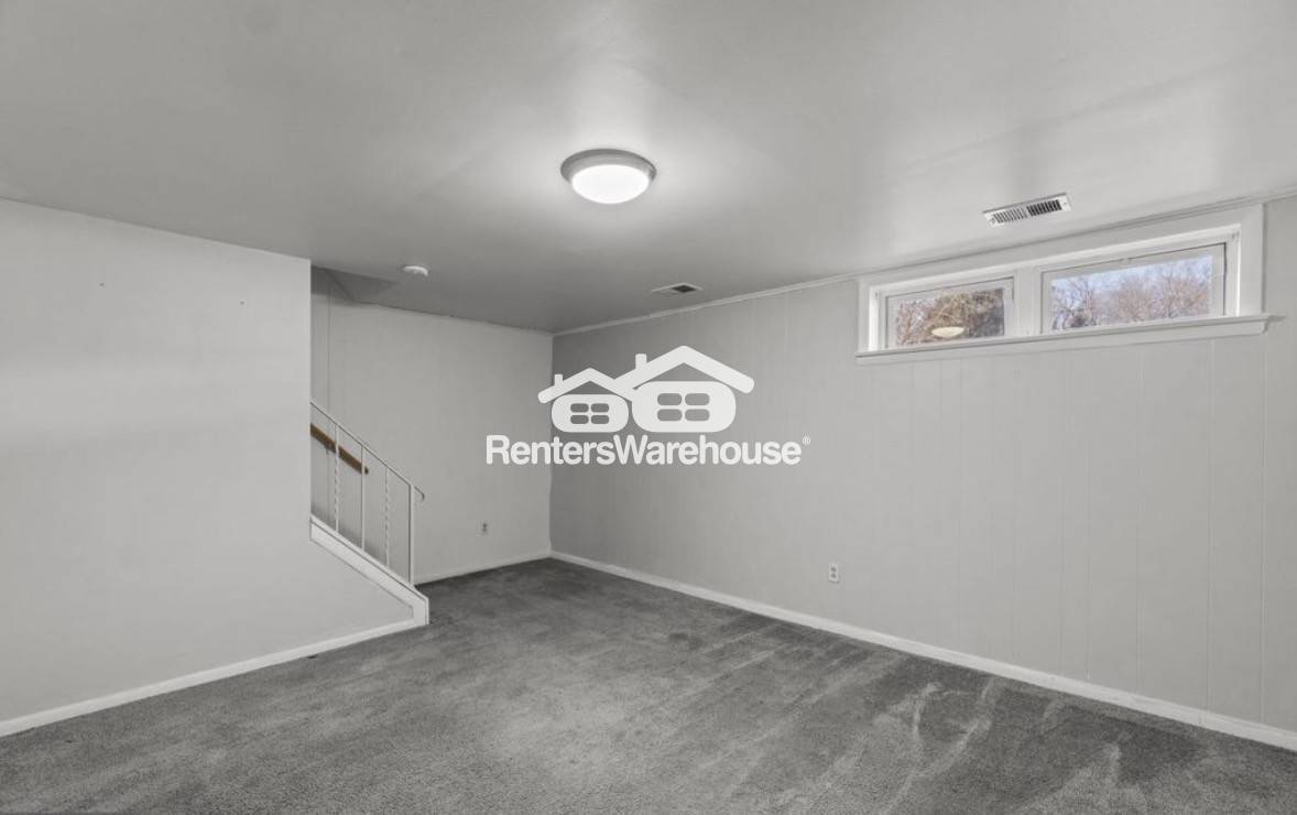 Building Photo - 241 Cedarmere Cir