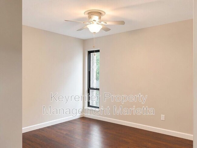 Building Photo - 510 E Ponce de Leon Ave