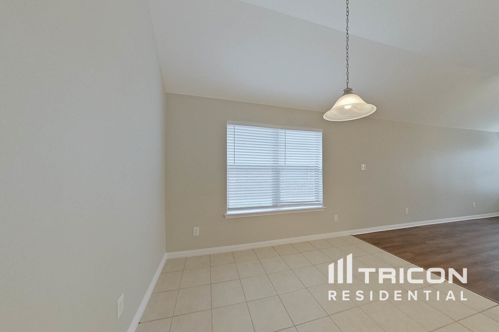 Building Photo - 6332 Spring Ranch Dr