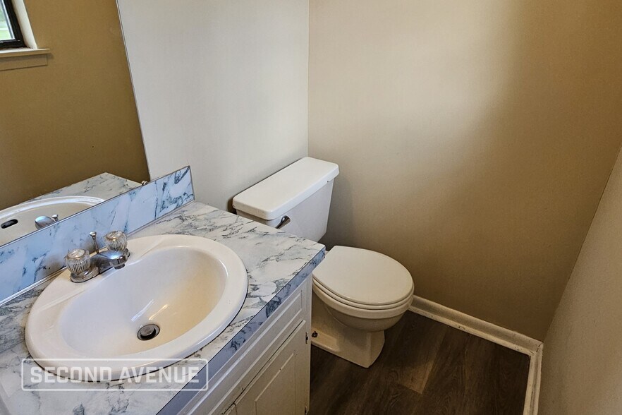 Building Photo - 1014 O'Neal St