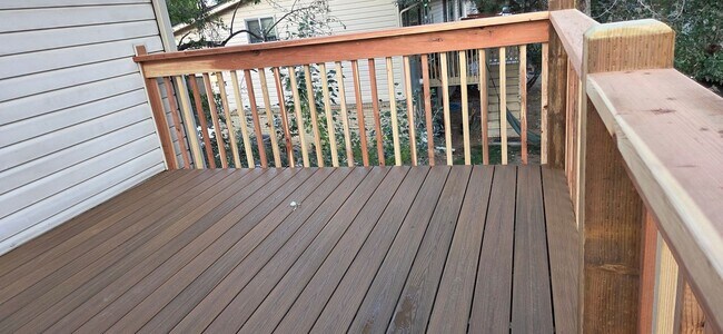 Building Photo - AMAZING 3 Bed 2 Bath Townhome in Lafayette- Available August 10th