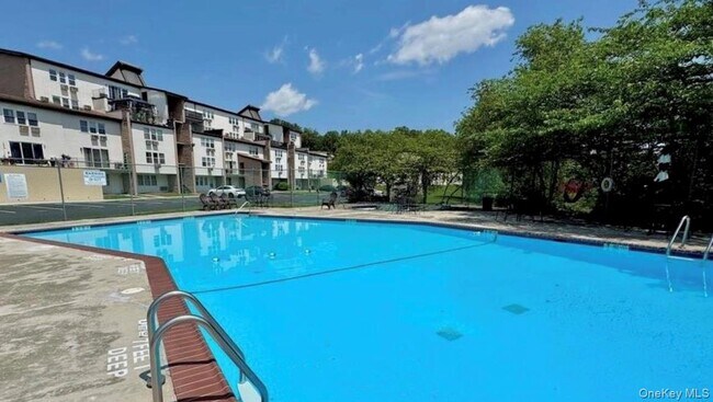 Primary Photo - 376 Concord Ln