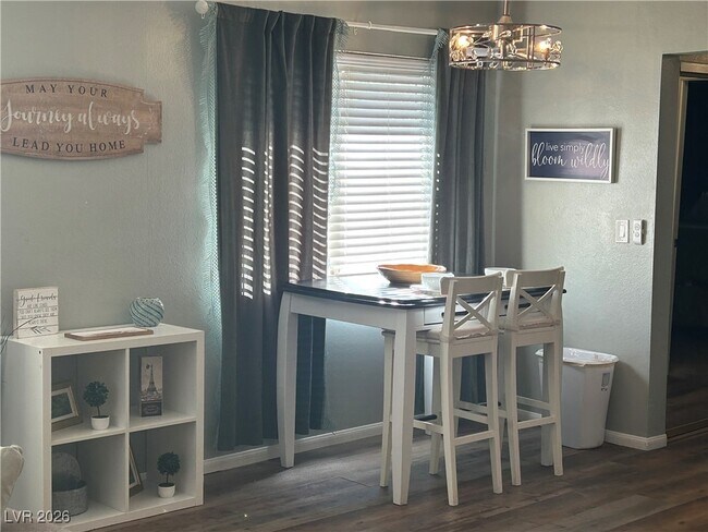 Building Photo - 1358 Lorilyn Ave