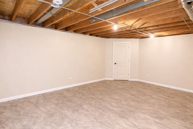 Building Photo - 7714 Northfield Ln