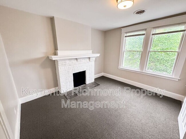 Building Photo - 3425 Carolina Ave