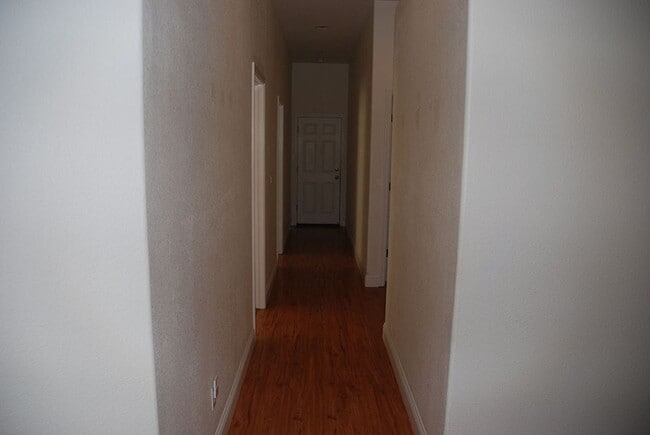 Building Photo - Beautiful 4 br, 2 bath, 2 car garage Home in Sparks.