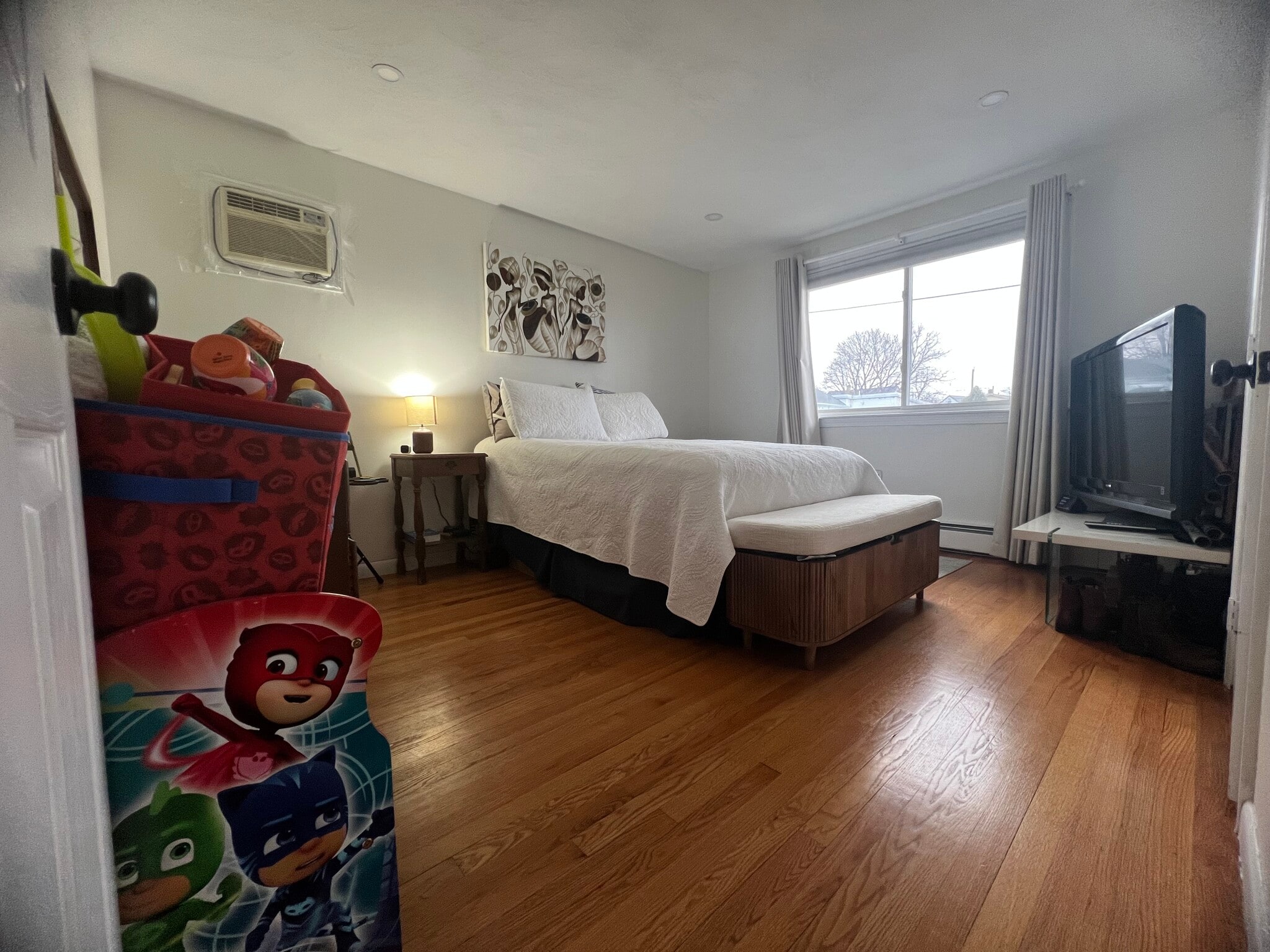 Building Photo - 51 Dawes St