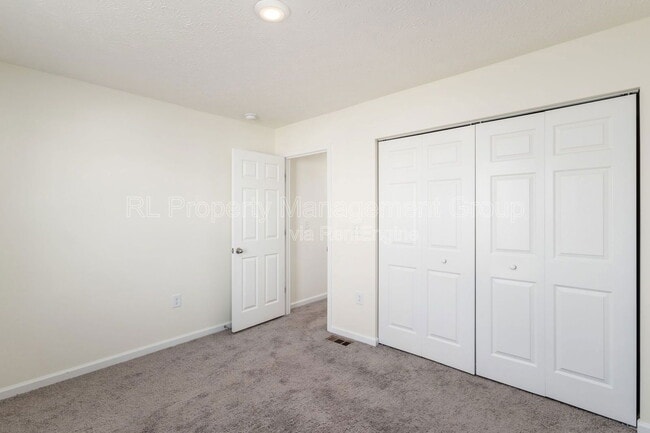 Building Photo - 3306 Lauren Fields Dr S