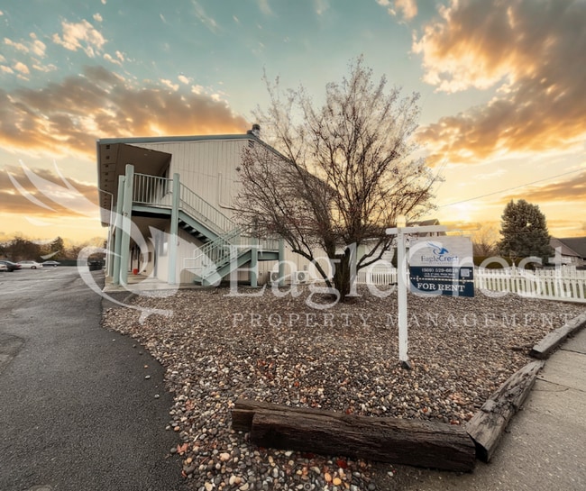 Building Photo - 17-19 S Roosevelt St