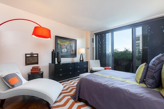 Building Photo - 2700 Virginia Ave NW