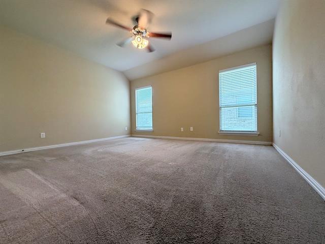 Building Photo - 616 Kinghaven Dr