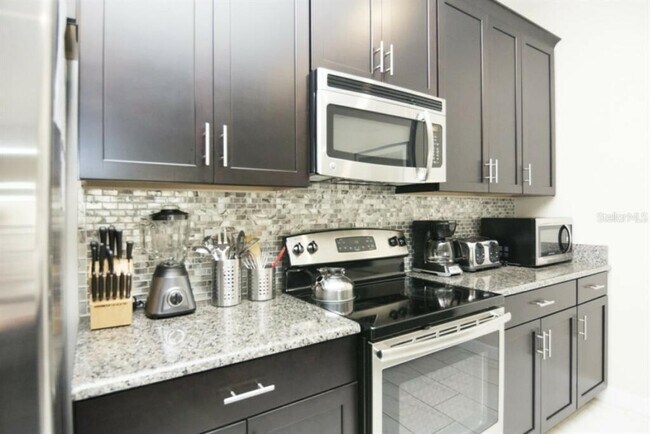 Building Photo - 4807 Clock Tower Dr