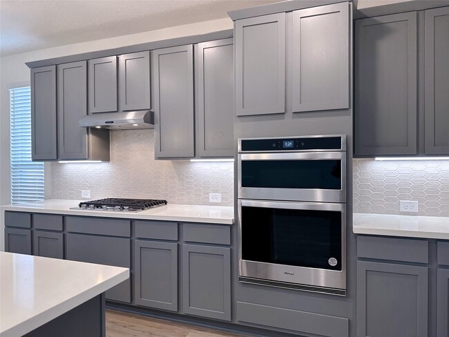 Building Photo - 25630 Moreleigh St