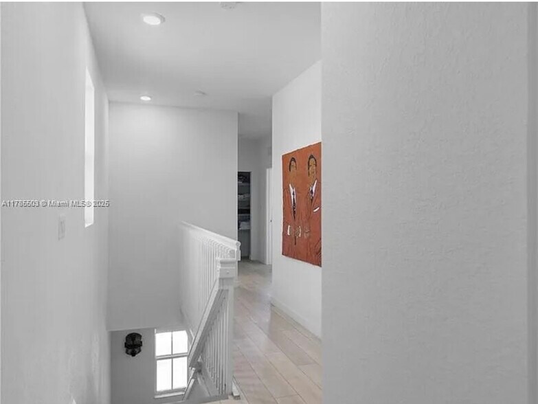 2nd Flr. - 2453 NW 131st Cir