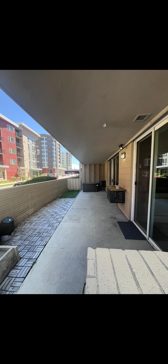 Building Photo - 1111 Ash St