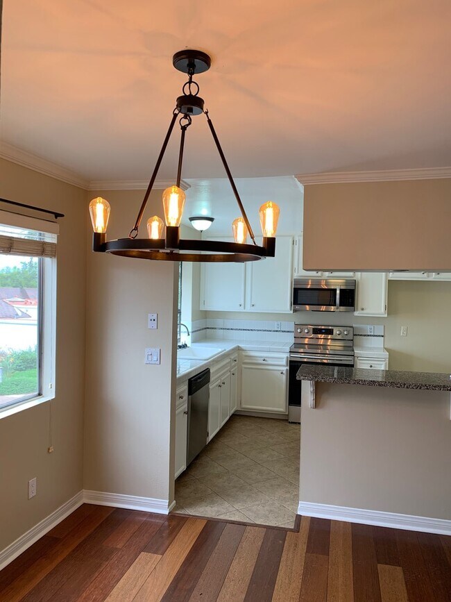 Building Photo - COMING SOON - 3 bed, 2 bath Townhouse with attached 2 car garage ready to move in!!