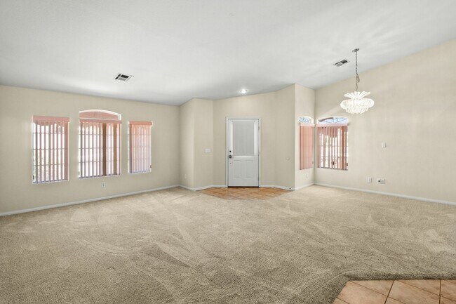 Building Photo - SW!! Single Story!! Pool!! NO HOA!!  Corne...