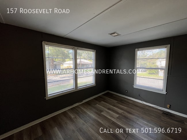 Building Photo - 157 Roosevelt Rd