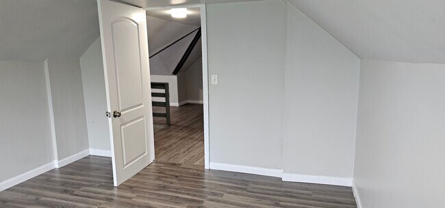 Building Photo - 10325-10325 Bernard Ave