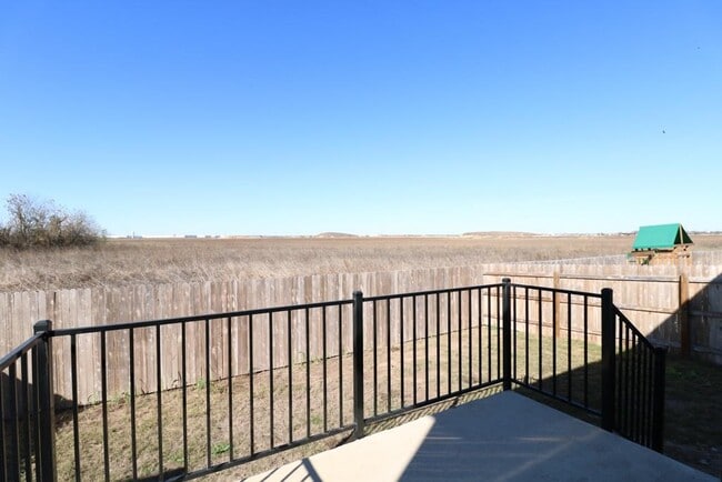 Building Photo - 627 Alterra Way