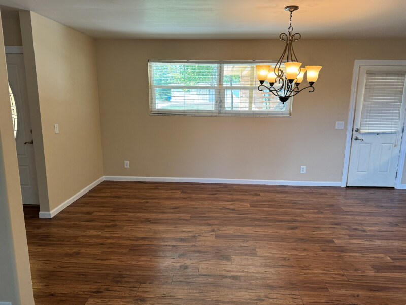 Building Photo - 1011 Cornell Dr