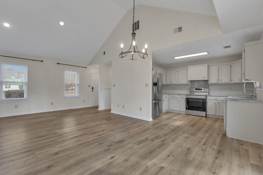 Building Photo - 78 Standing Rock Rd