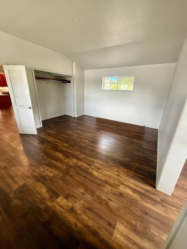 Building Photo - 16083 Indian Springs Ranch Rd