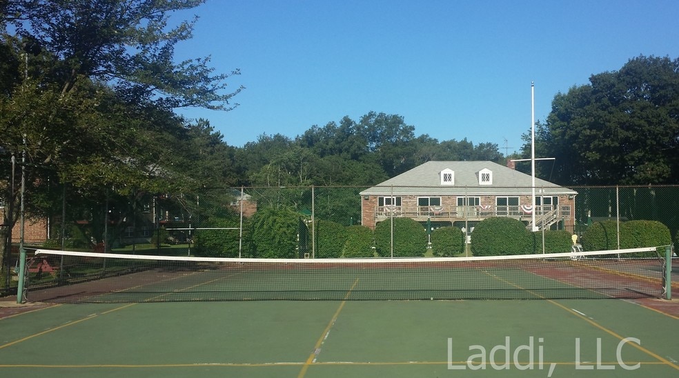 Tennis Court - 5 Fernview Ave