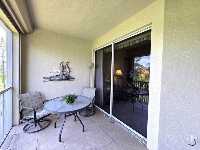 Building Photo - ** PELICAN LANDING ** 3 BED / 2 BATH - GARAGE - AMAZING AMENITIES - FURNISHED - ANNUAL RENTAL