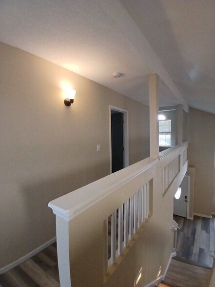 Building Photo - 3012 Tierra Salada Dr