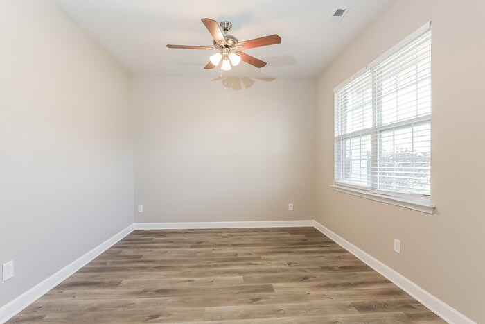 Building Photo - 4533 David Cox Rd